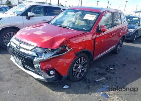 2018 Mitsubishi Outlander Sel z USA, uszkodzony, nr VIN JA4AD3A31JZ022079